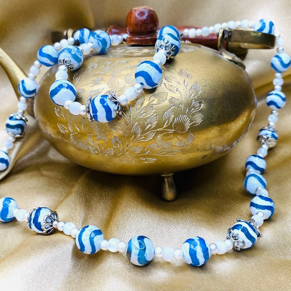 Dyed Agate & Shell Necklace + Bracelet Set Art Jewelry NWT